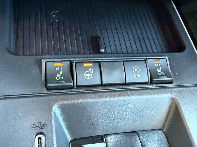 Toyota Corolla Cross Vehicle Image 16