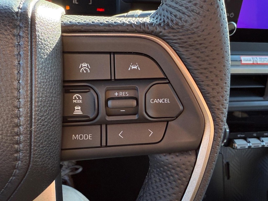 Toyota Tacoma 4WD Vehicle Image 13