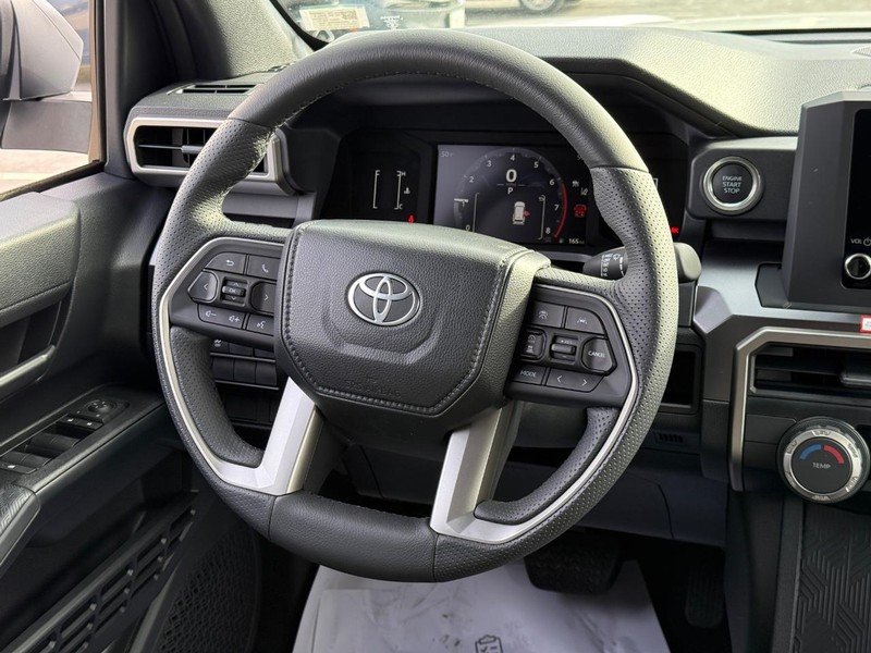 Toyota 4Runner Vehicle Image 8