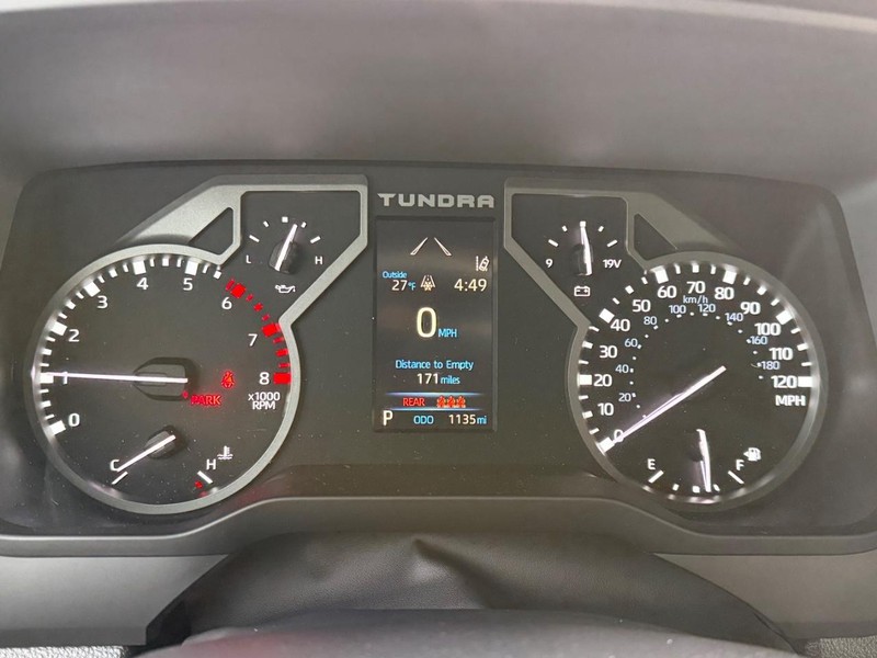 Toyota Tundra 4WD Vehicle Image 18