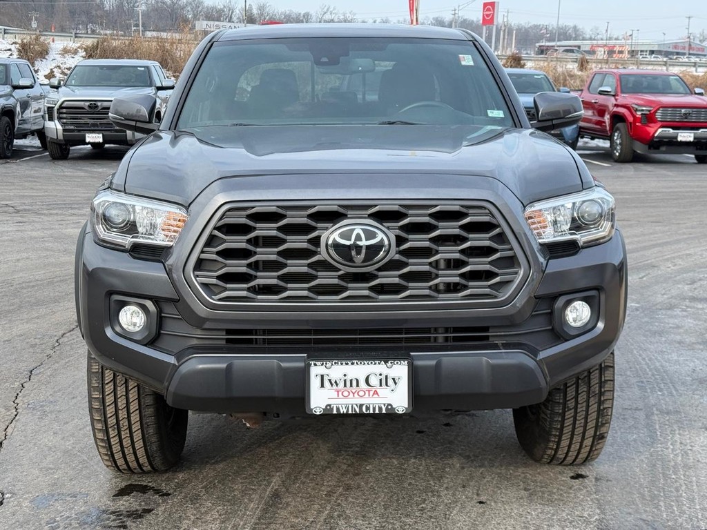 Toyota Tacoma 4WD Vehicle Image 10