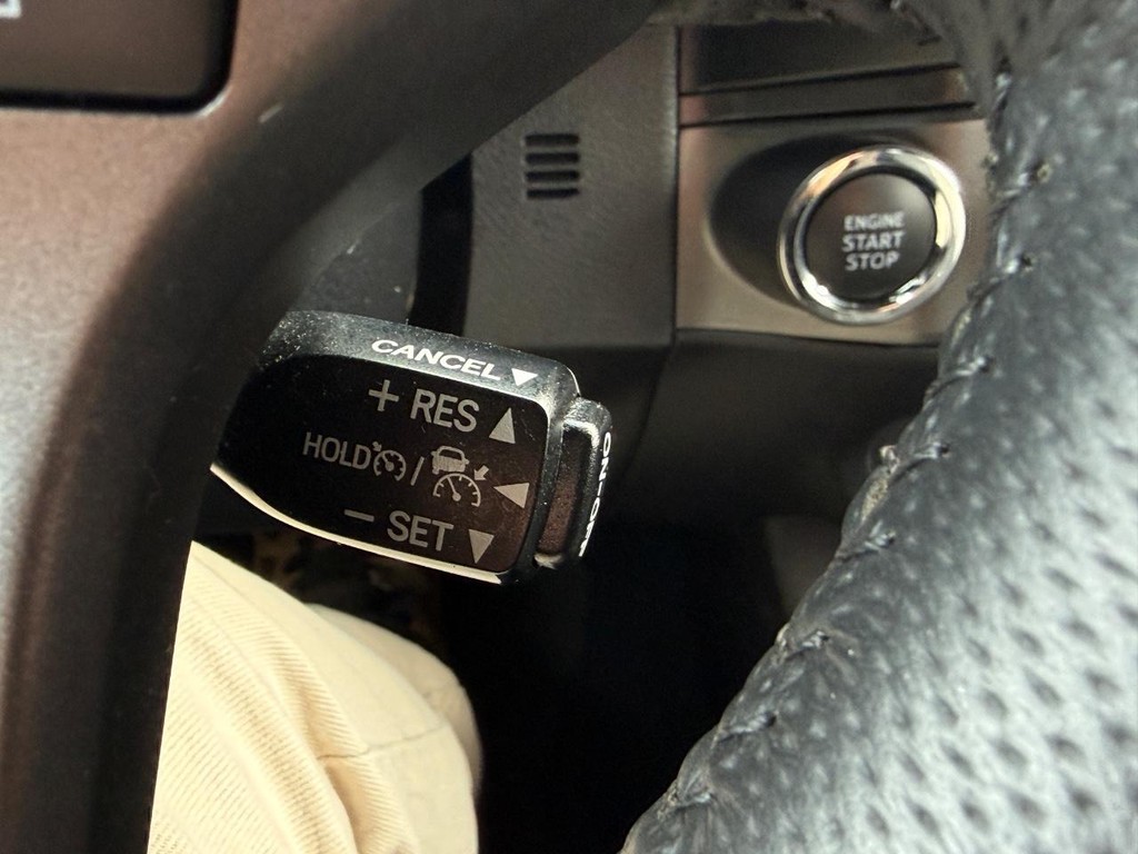 Toyota Tacoma 4WD Vehicle Image 19