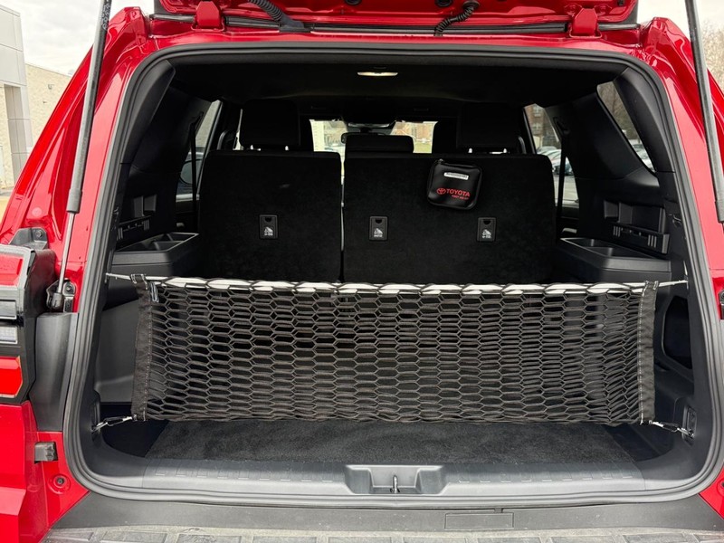 Toyota 4Runner Vehicle Image 4