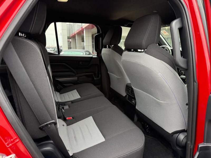 Toyota 4Runner Vehicle Image 11