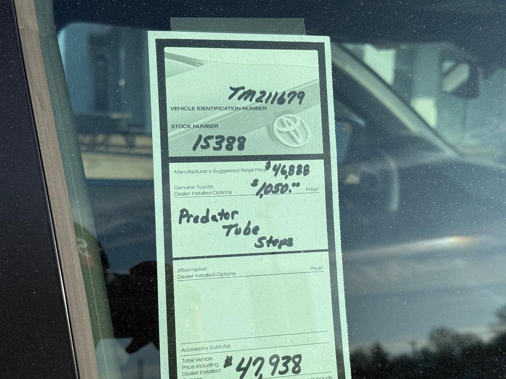 Toyota Tacoma 4WD Vehicle Image 17