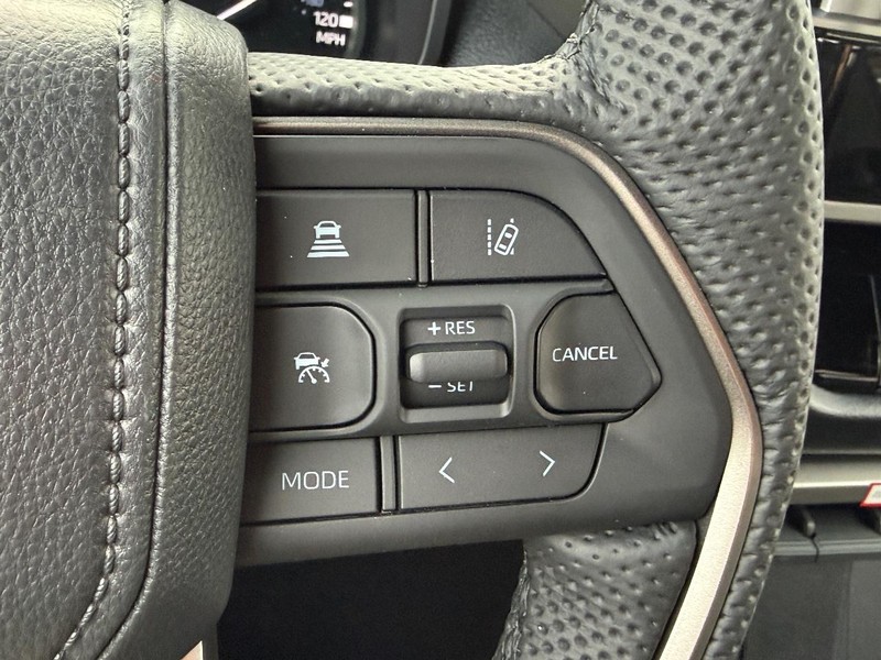 Toyota Tundra 4WD Vehicle Image 14