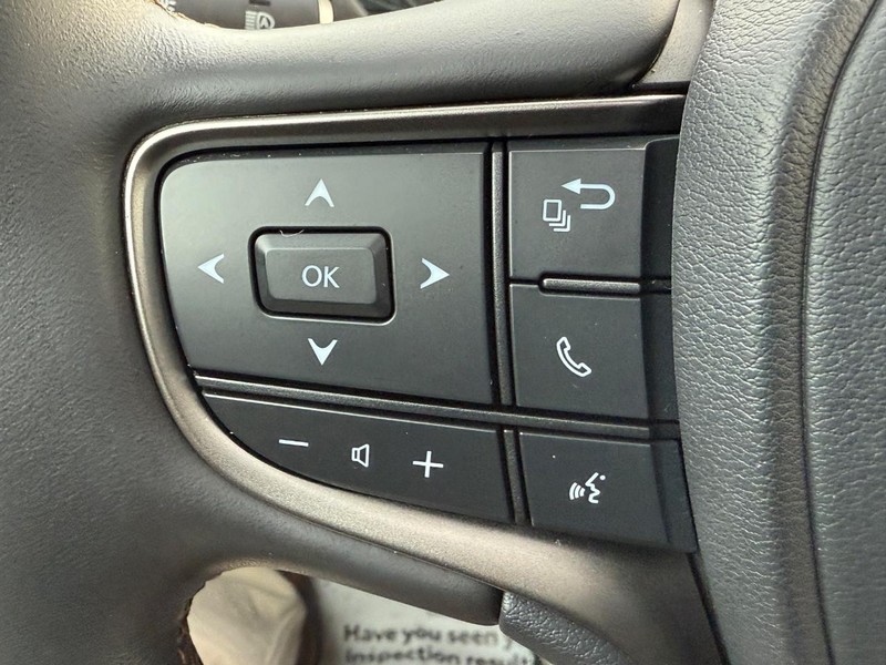 Lexus UX Vehicle Image 16