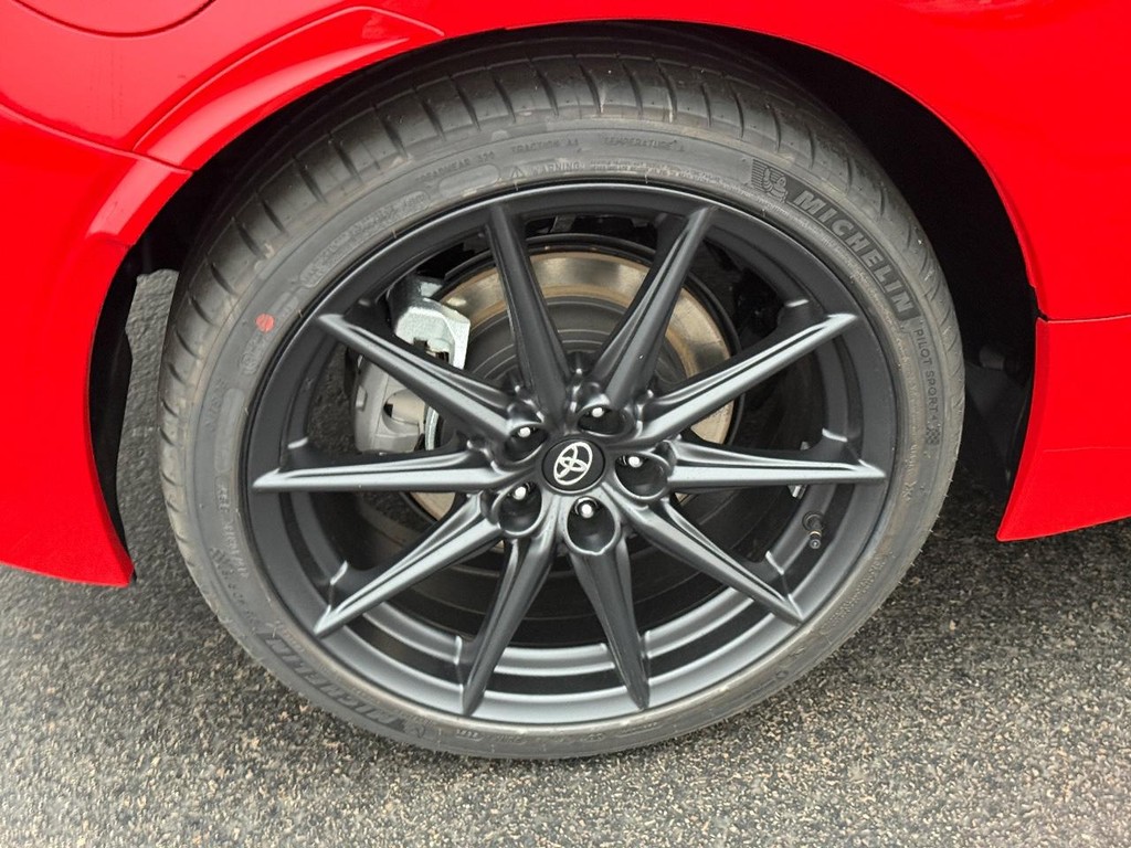 Toyota GR86 Vehicle Image 5