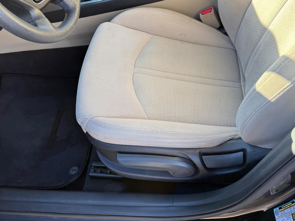 Hyundai Sonata Vehicle Image 15