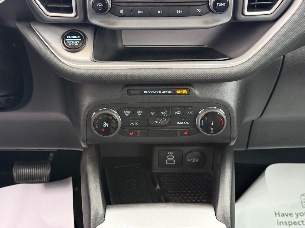 Ford Bronco Sport Vehicle Full-screen Gallery Image 14