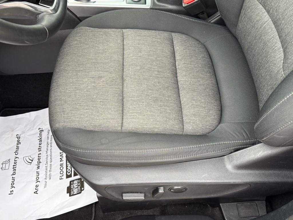 Ford Bronco Sport Vehicle Full-screen Gallery Image 16