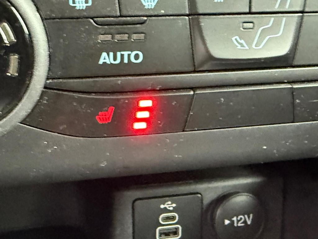 Ford Bronco Sport Vehicle Full-screen Gallery Image 23