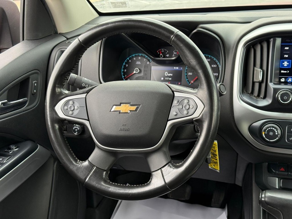 Chevrolet Colorado Vehicle Full-screen Gallery Image 12