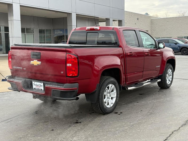 Chevrolet Colorado Vehicle Image 3