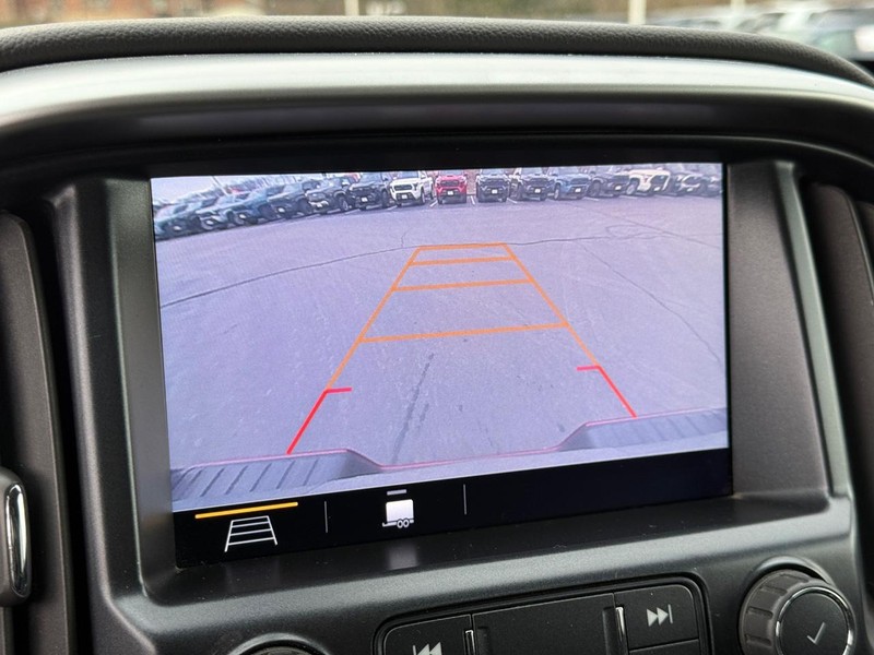 Chevrolet Colorado Vehicle Image 20