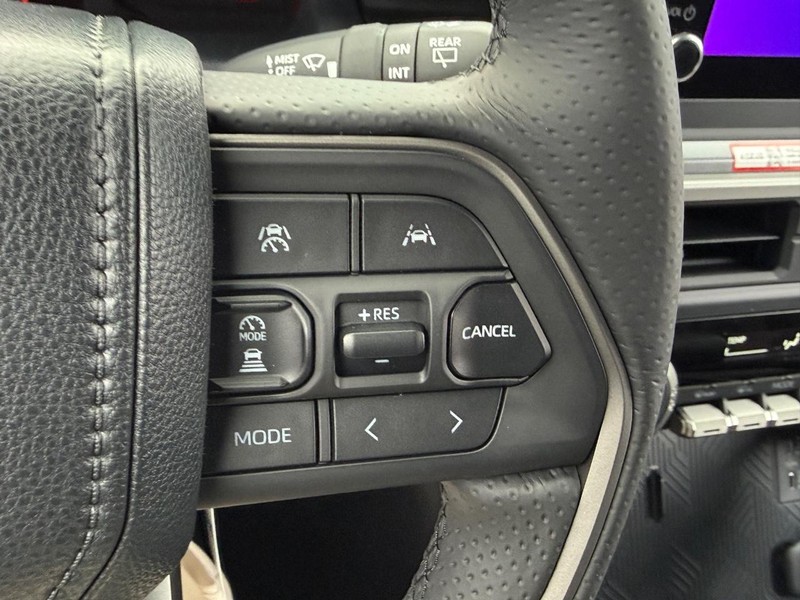 Toyota 4Runner Vehicle Image 13