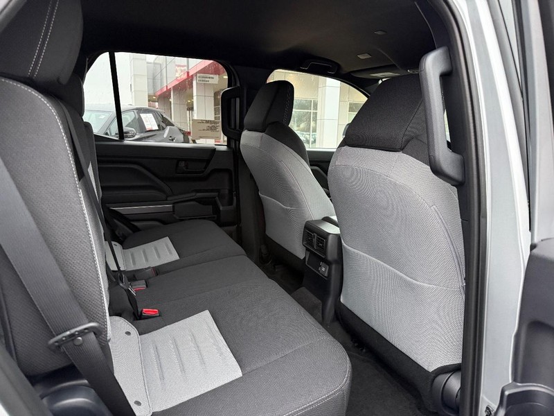 Toyota 4Runner Vehicle Image 7