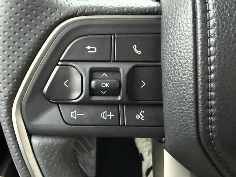 Toyota 4Runner Vehicle Image 13