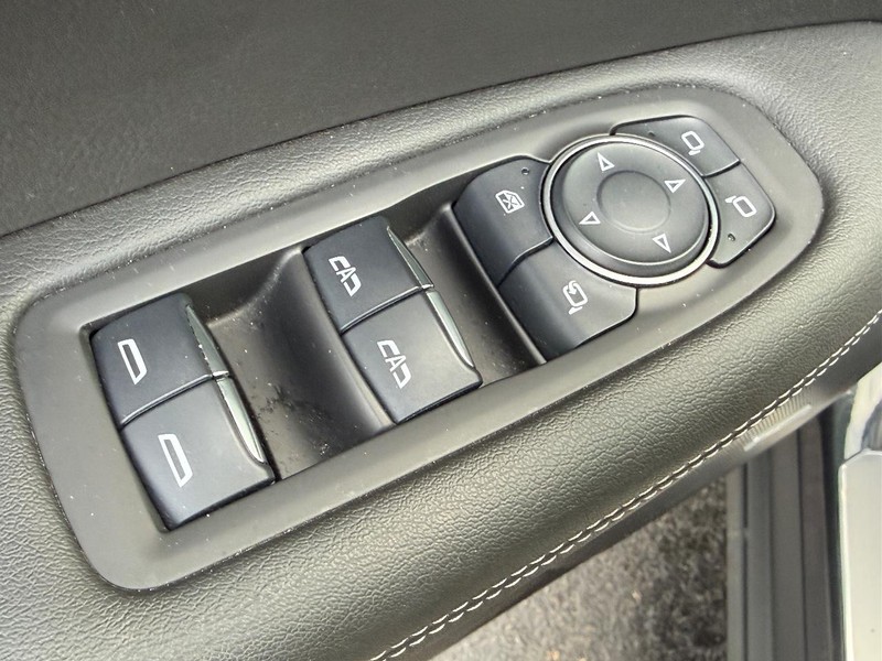 Cadillac XT6 Vehicle Full-screen Gallery Image 15