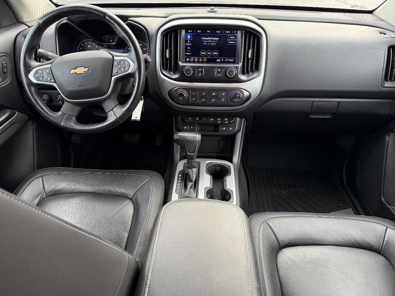 Chevrolet Colorado Vehicle Full-screen Gallery Image 11