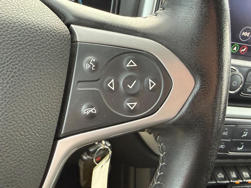 Chevrolet Colorado Vehicle Full-screen Gallery Image 17