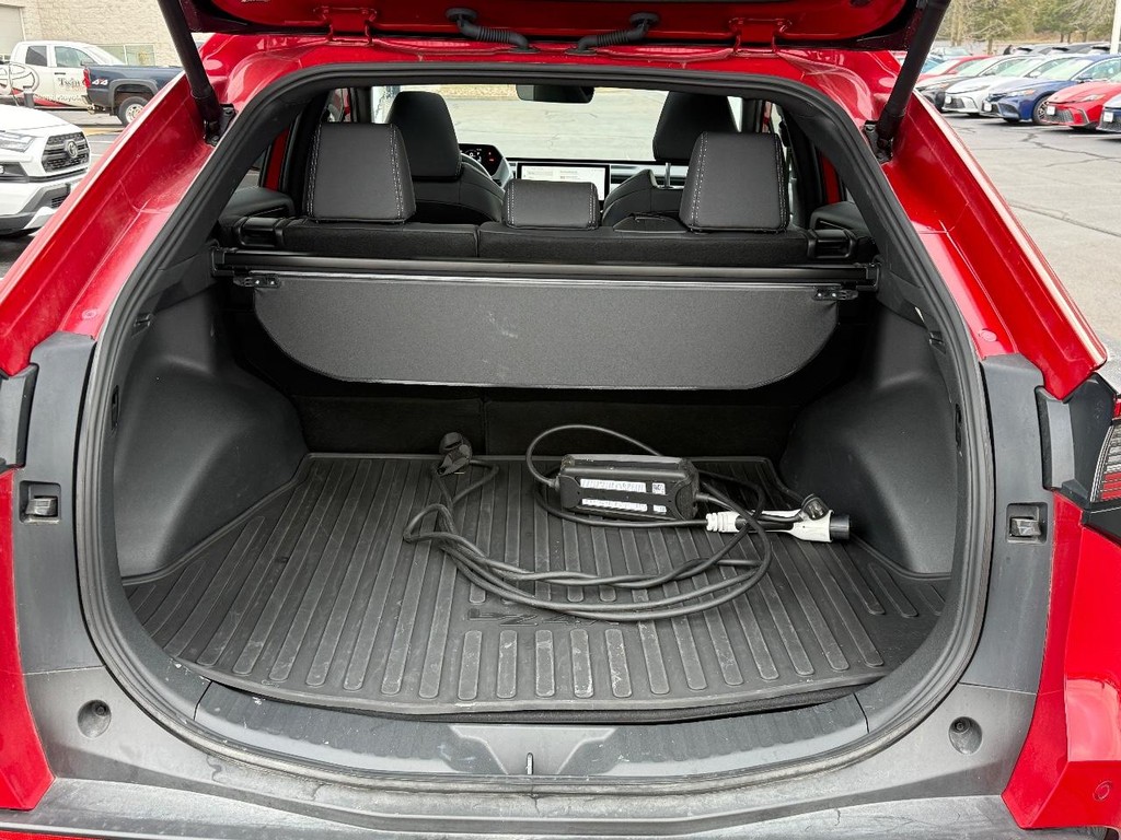 Toyota bZ4X Vehicle Image 4