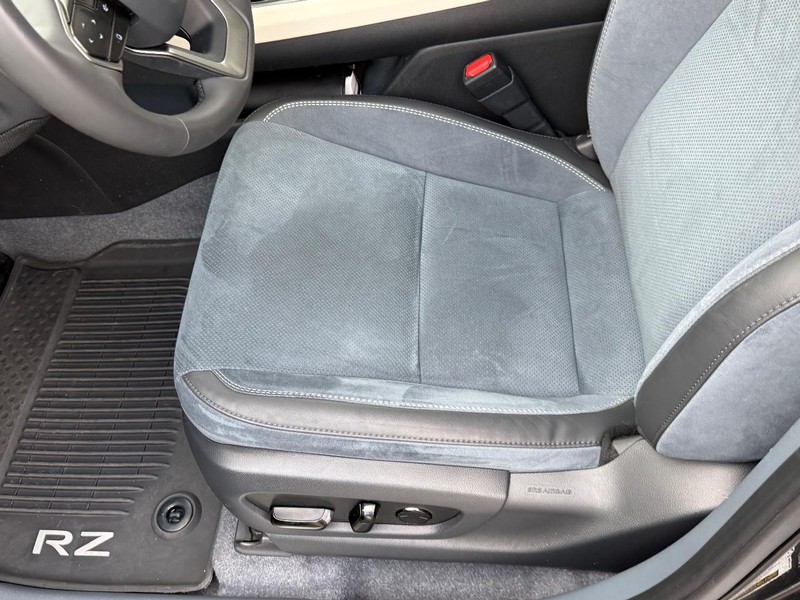 Lexus RZ Vehicle Image 16