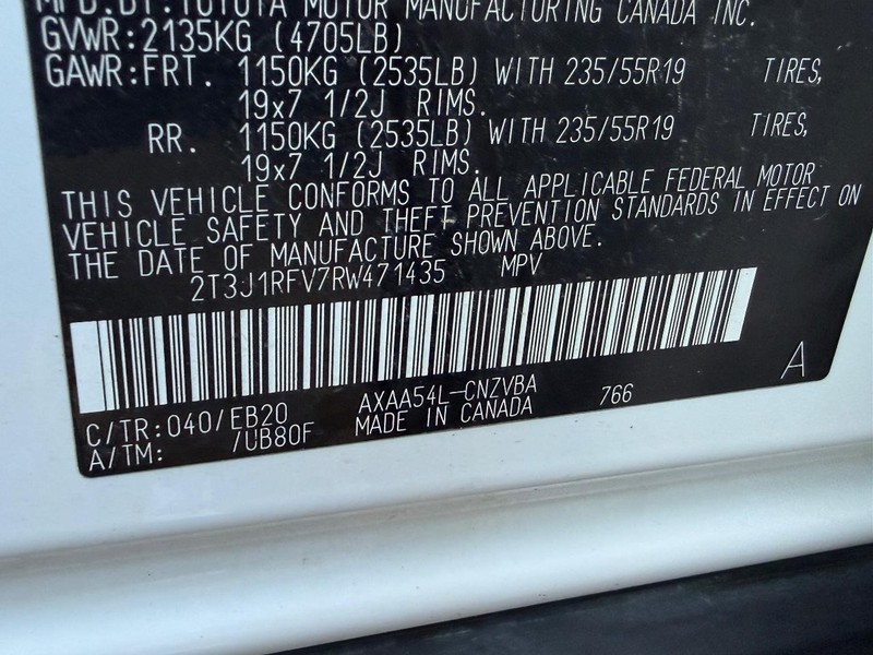 Toyota RAV4 Vehicle Image 21