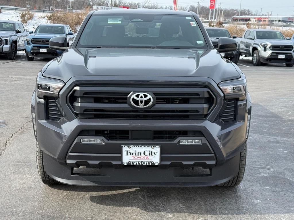 Toyota Tacoma 4WD Vehicle Image 10