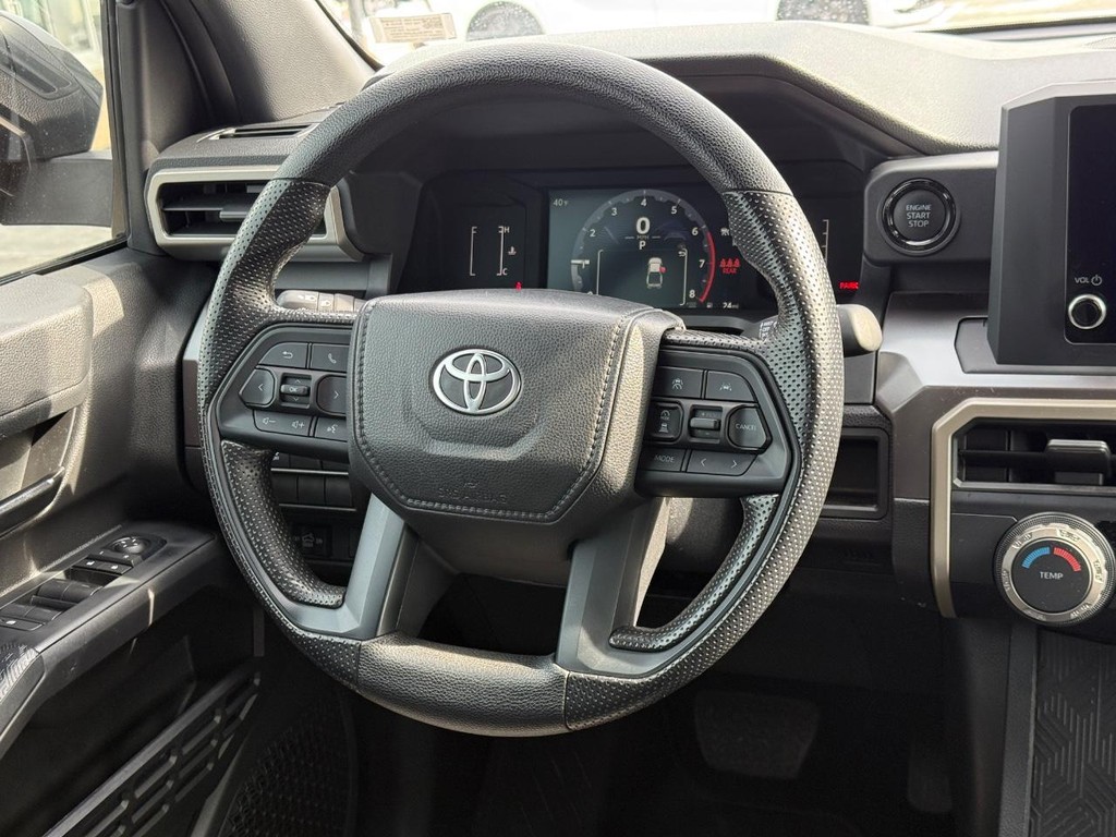 Toyota Tacoma 4WD Vehicle Image 13