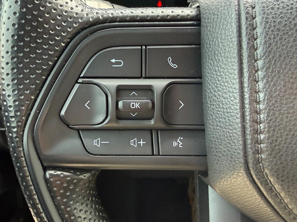 Toyota Tacoma 4WD Vehicle Image 17