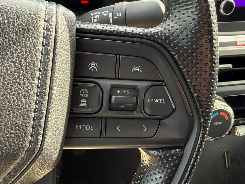 Toyota Tacoma 4WD Vehicle Image 18