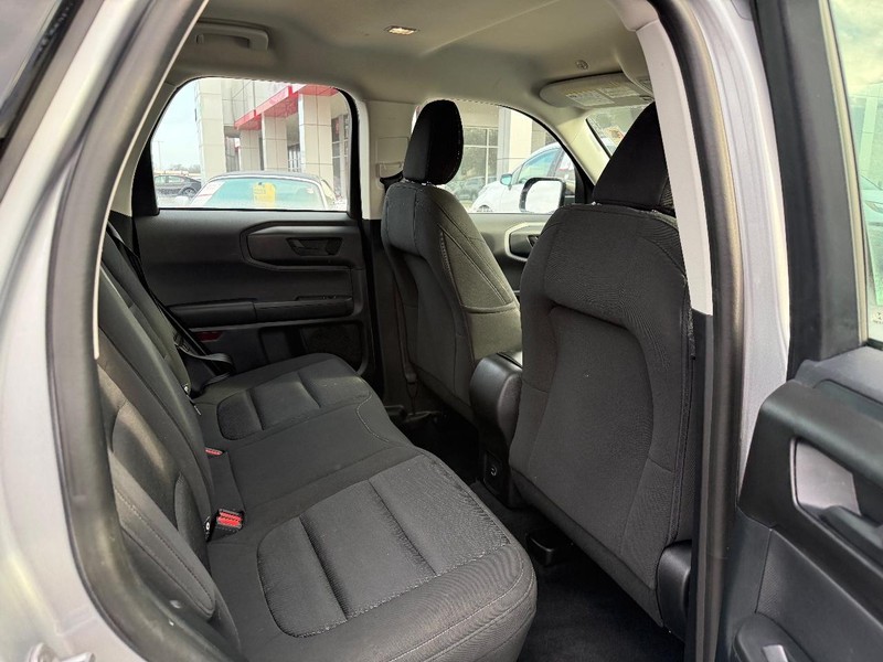 Ford Bronco Sport Vehicle Full-screen Gallery Image 10