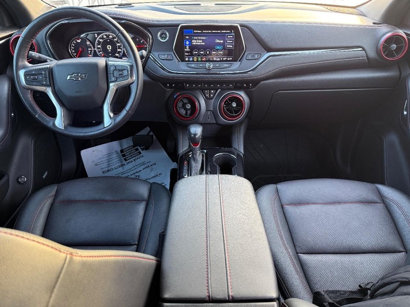 Chevrolet Blazer Vehicle Full-screen Gallery Image 12