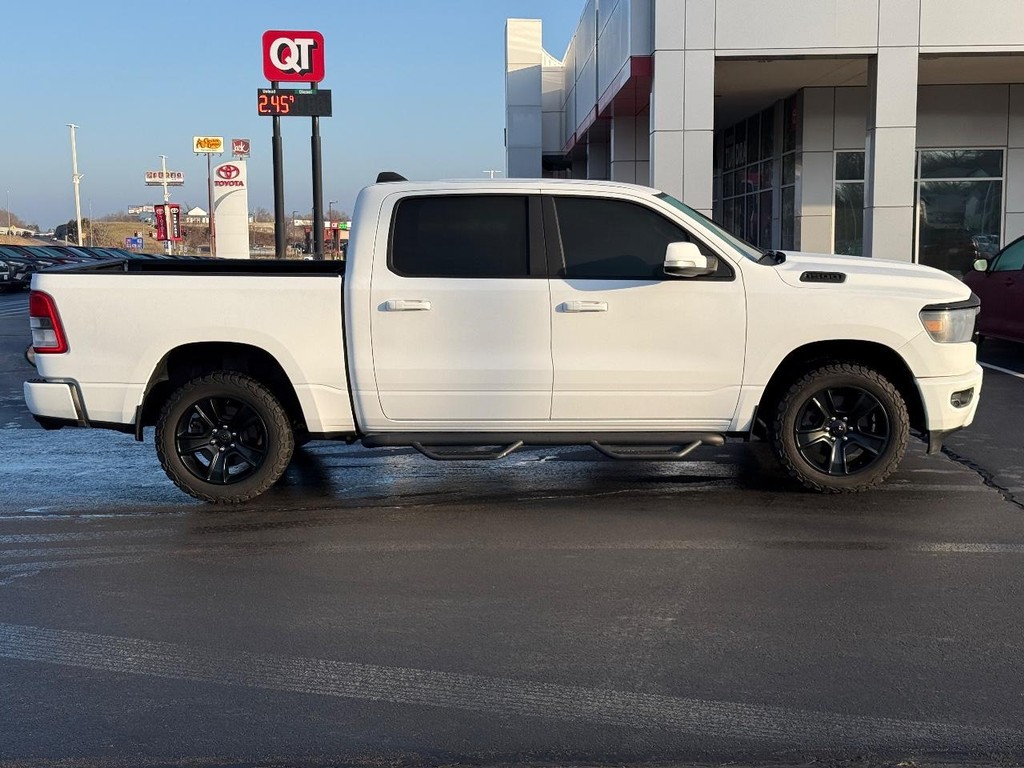 Ram 1500 Vehicle Image 2