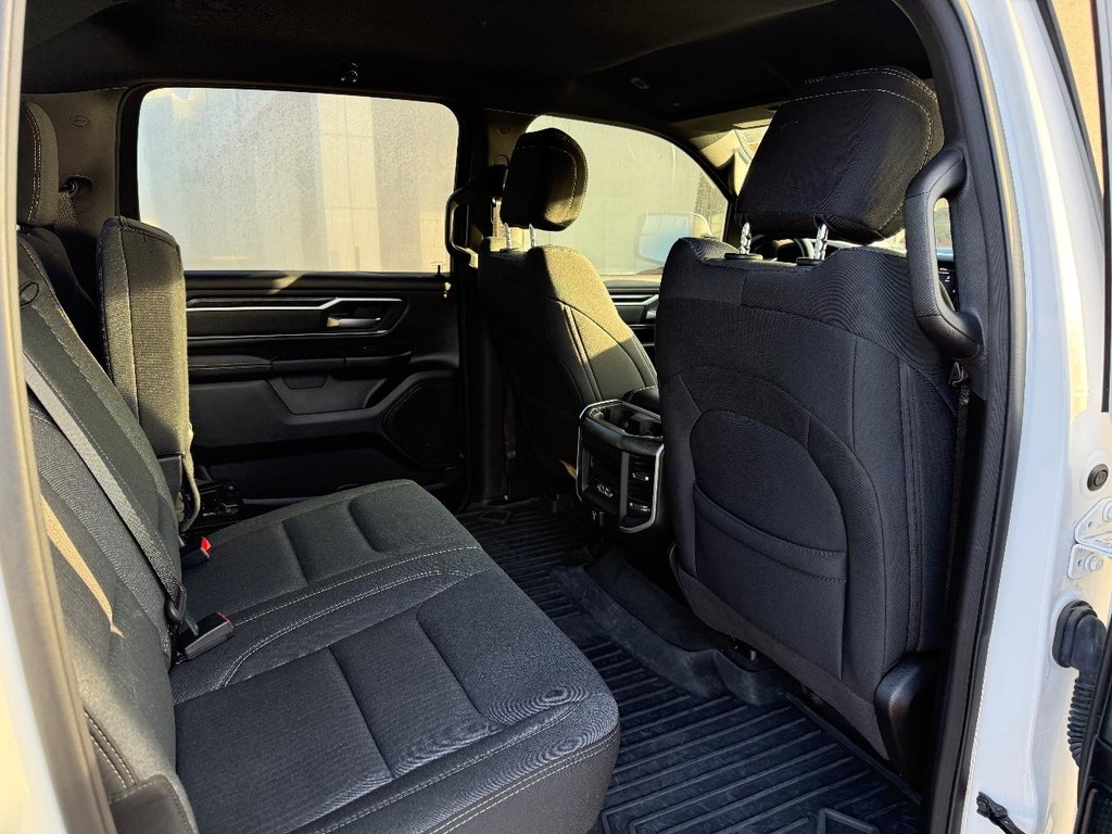 Ram 1500 Vehicle Image 11