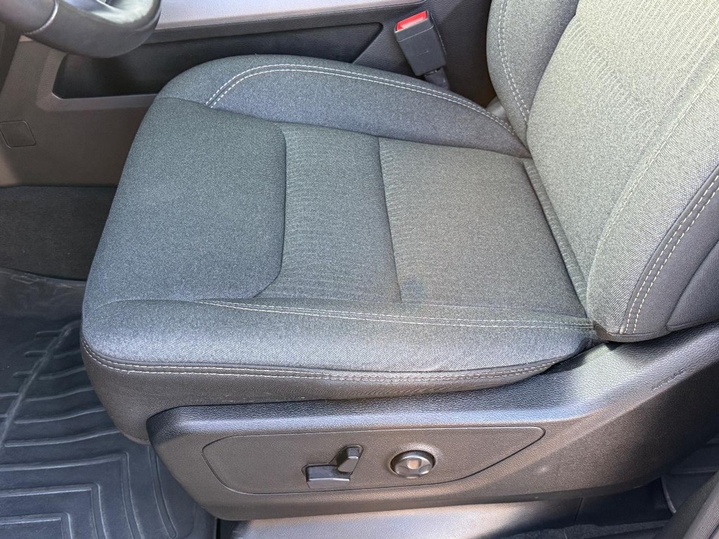 Ram 1500 Vehicle Image 17