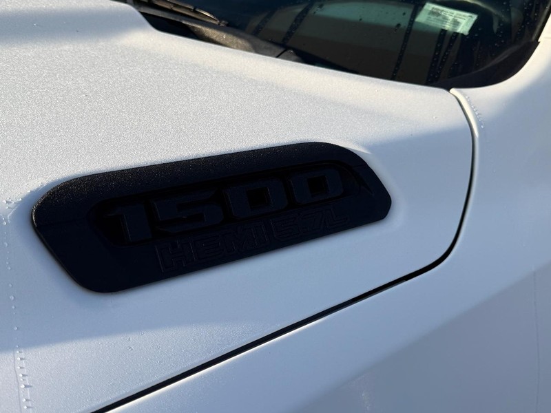 Ram 1500 Vehicle Image 9