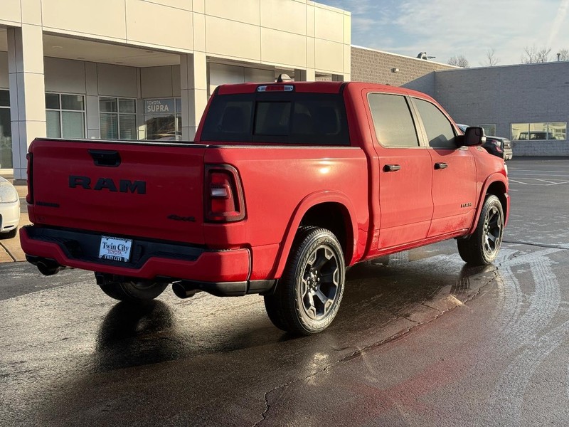 Ram 1500 Vehicle Image 3