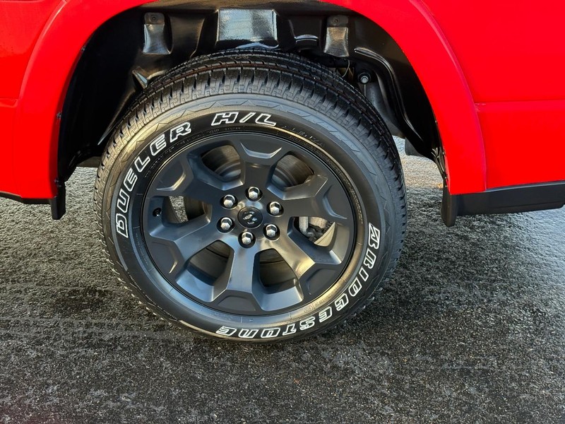 Ram 1500 Vehicle Image 7