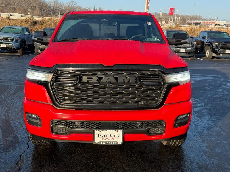 Ram 1500 Vehicle Image 9
