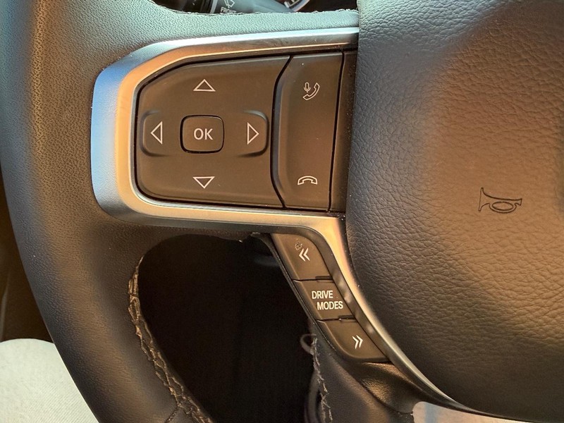 Ram 1500 Vehicle Image 16