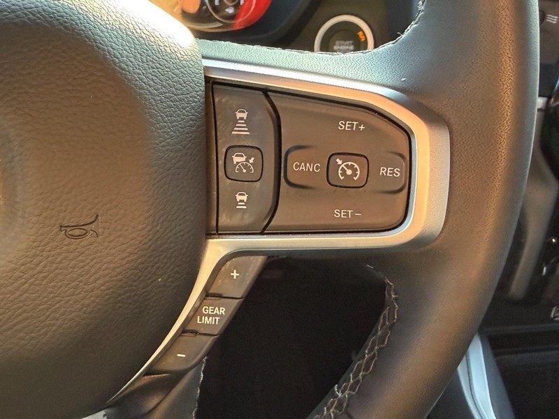 Ram 1500 Vehicle Image 17