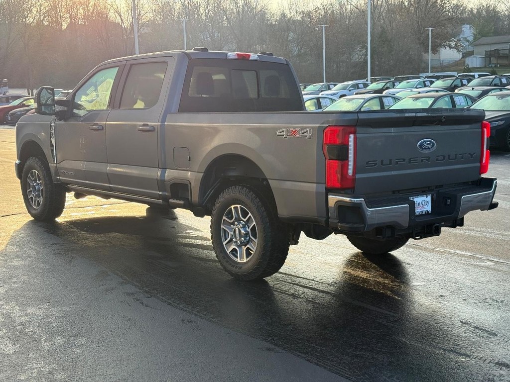 Ford Super Duty F-250 SRW Vehicle Image 6