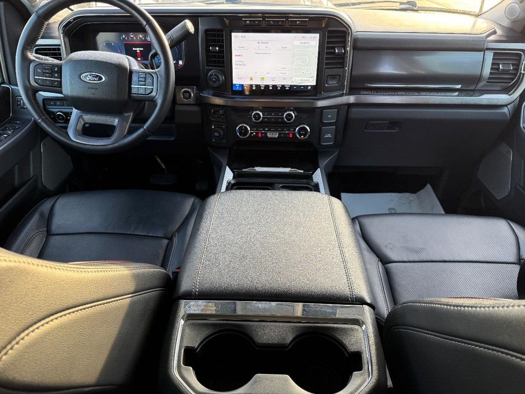 Ford Super Duty F-250 SRW Vehicle Image 11