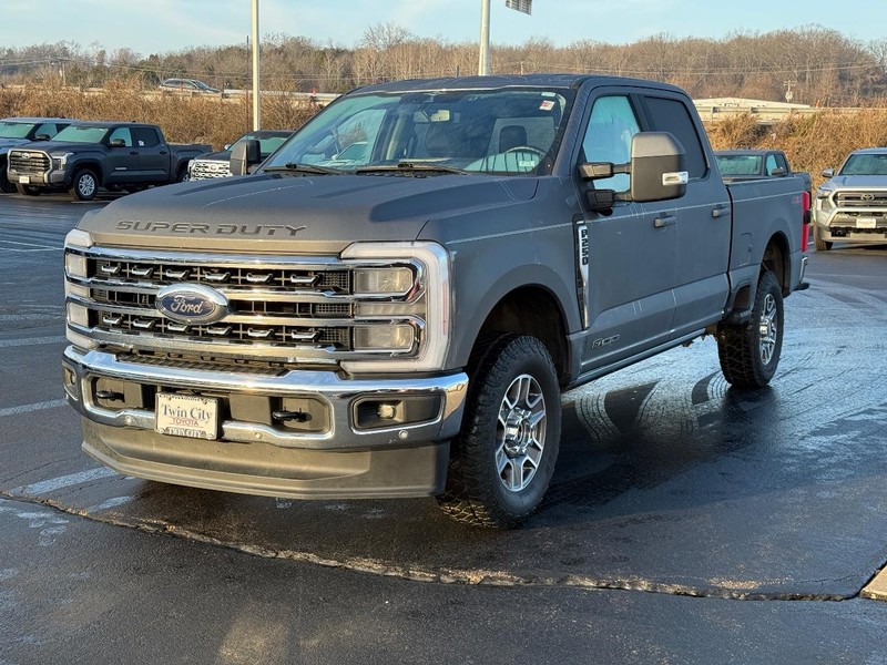 Ford Super Duty F-250 SRW Vehicle Image 8