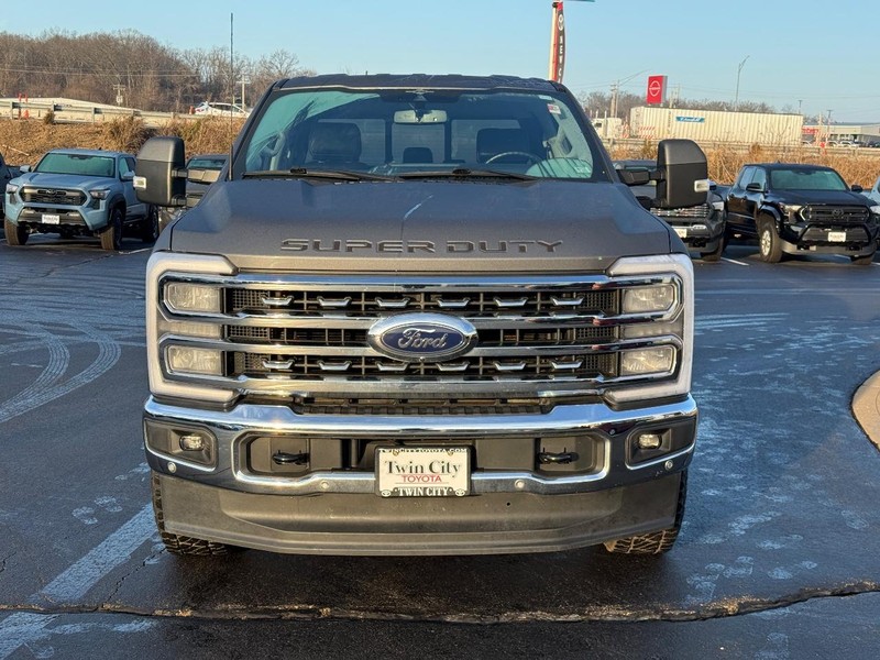Ford Super Duty F-250 SRW Vehicle Image 9