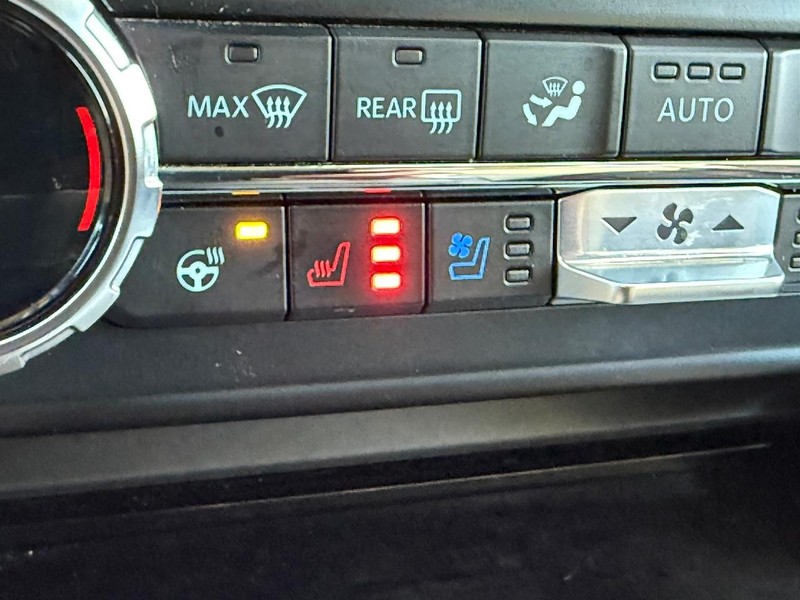 Ford Super Duty F-250 SRW Vehicle Image 23