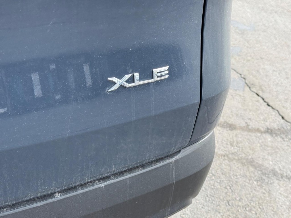 Toyota Grand Highlander Vehicle Image 6