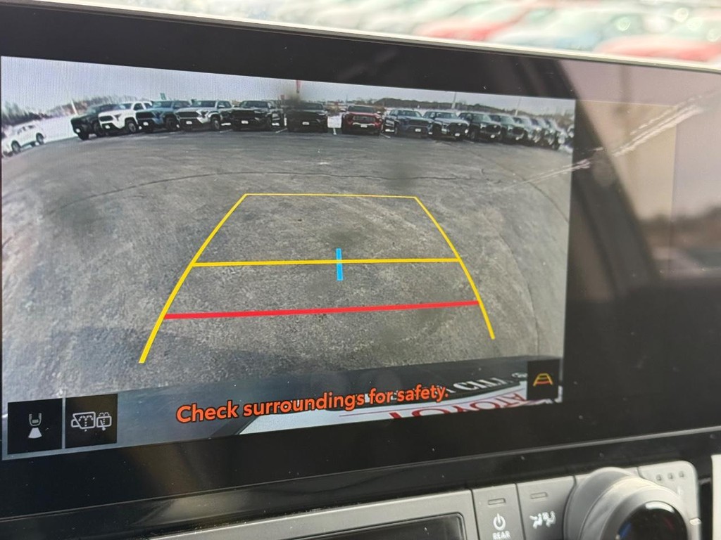 Toyota Grand Highlander Vehicle Image 22